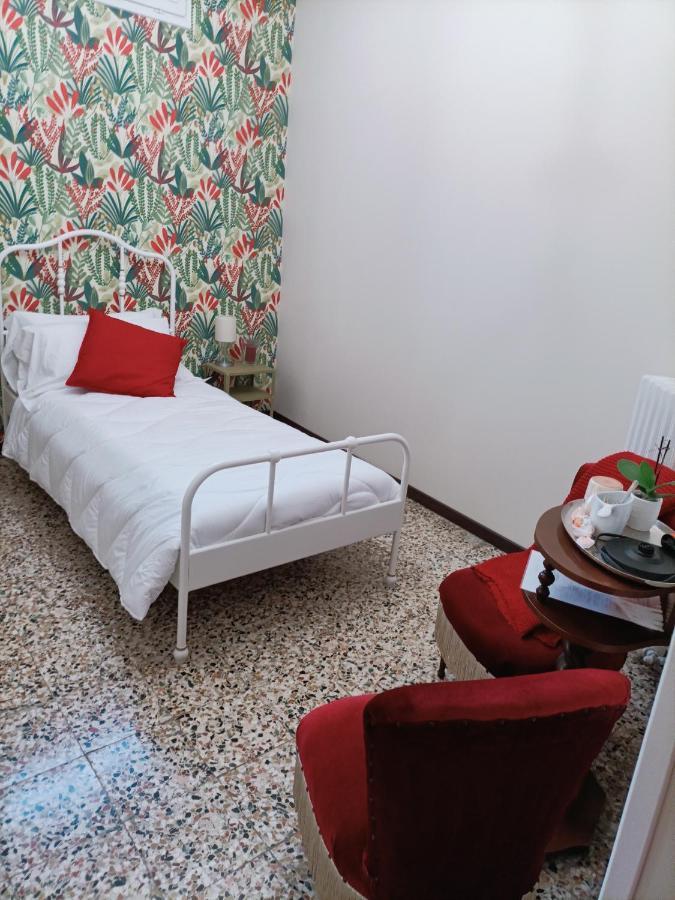 Ca Milene Bed And Breakfast Castellinaldo Buitenkant foto