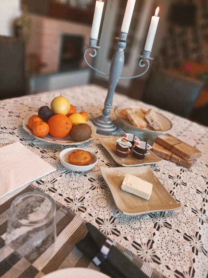 Ca Milene Bed And Breakfast Castellinaldo Buitenkant foto